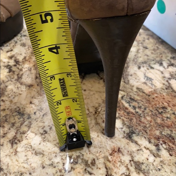 Burberry Aviator Platform Sandal size 8 - Picture 7 of 7